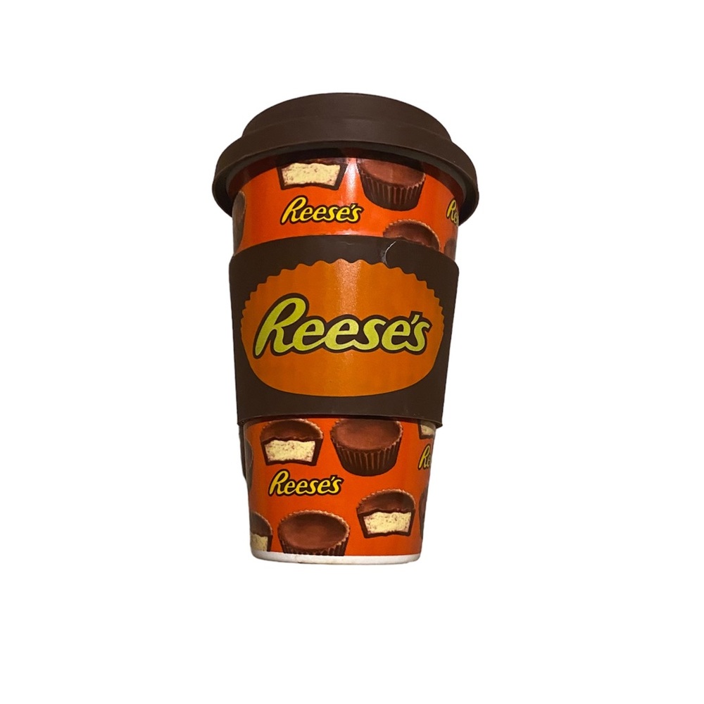 Reese’s mug with to go lid